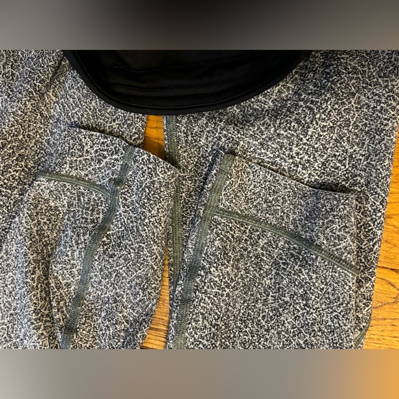 Lululemon run the day tights black grey size 4 - Picture 2 of 5